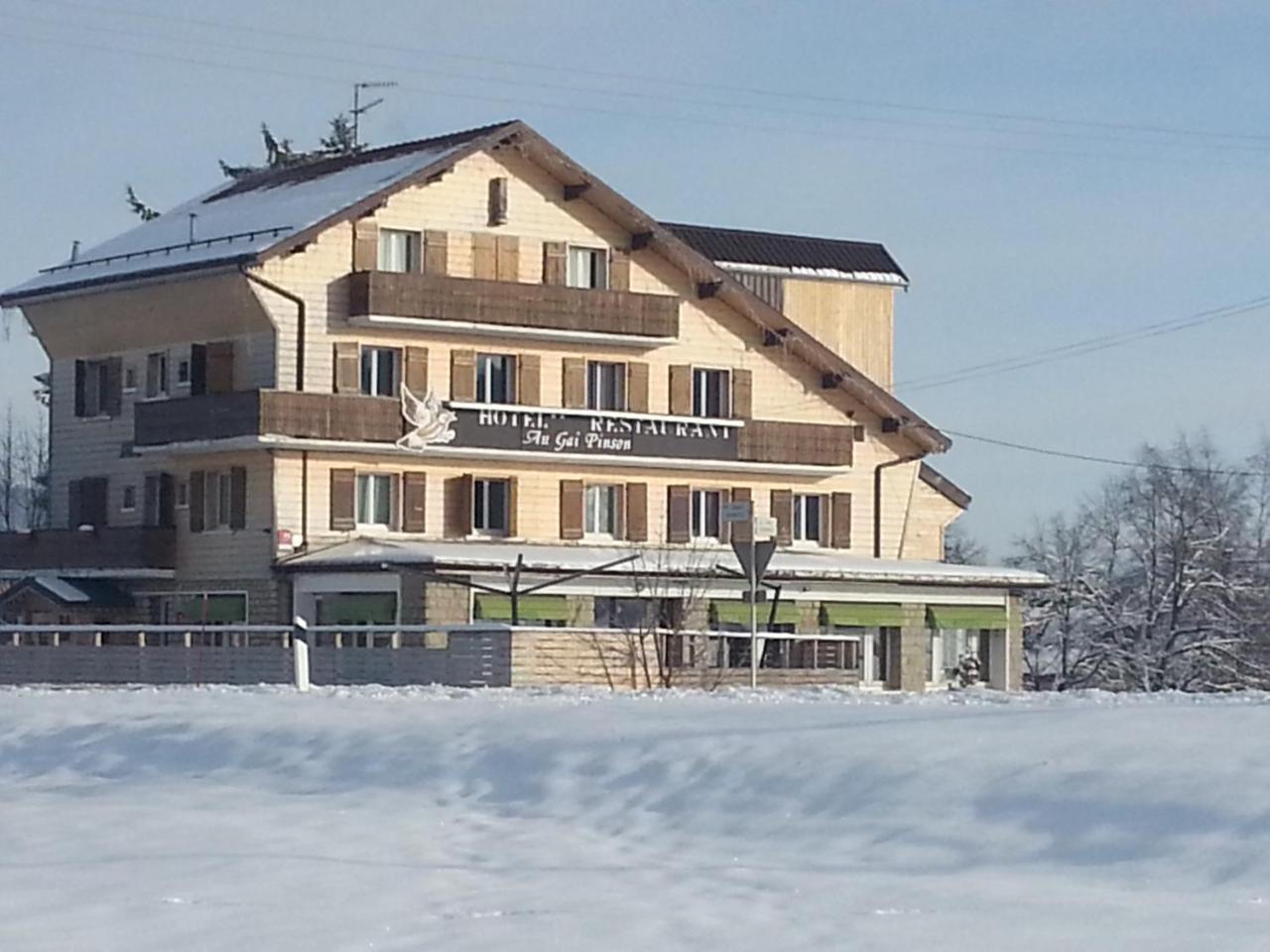 Hotel Restaurant Le Yeti Les Rousses Exterior foto