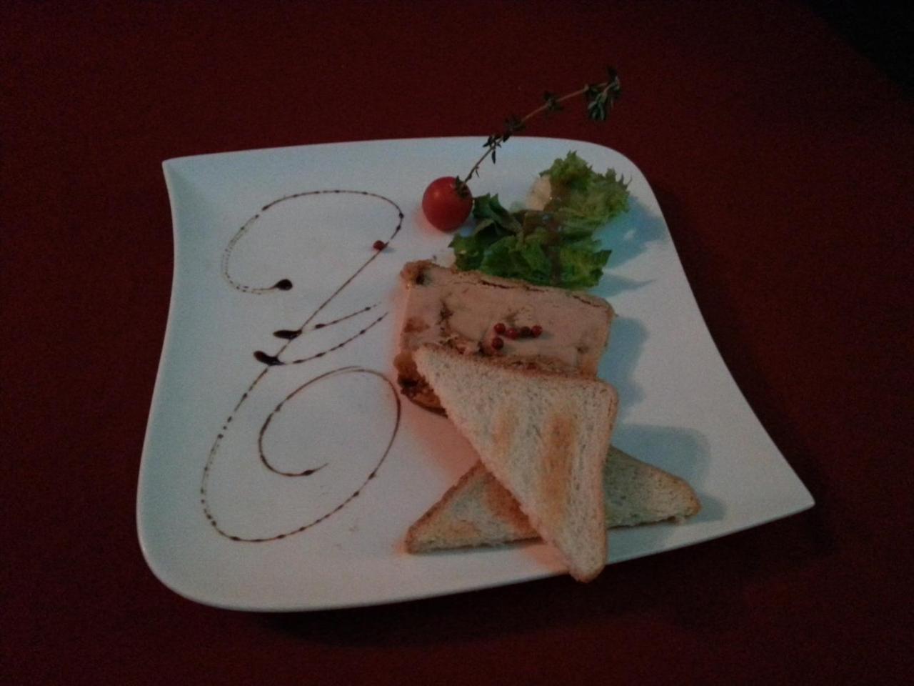 Hotel Restaurant Le Yeti Les Rousses Exterior foto