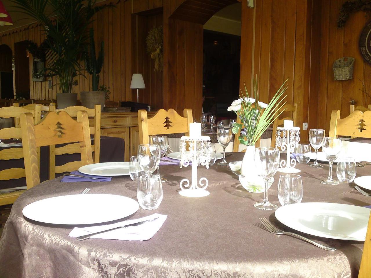 Hotel Restaurant Le Yeti Les Rousses Exterior foto